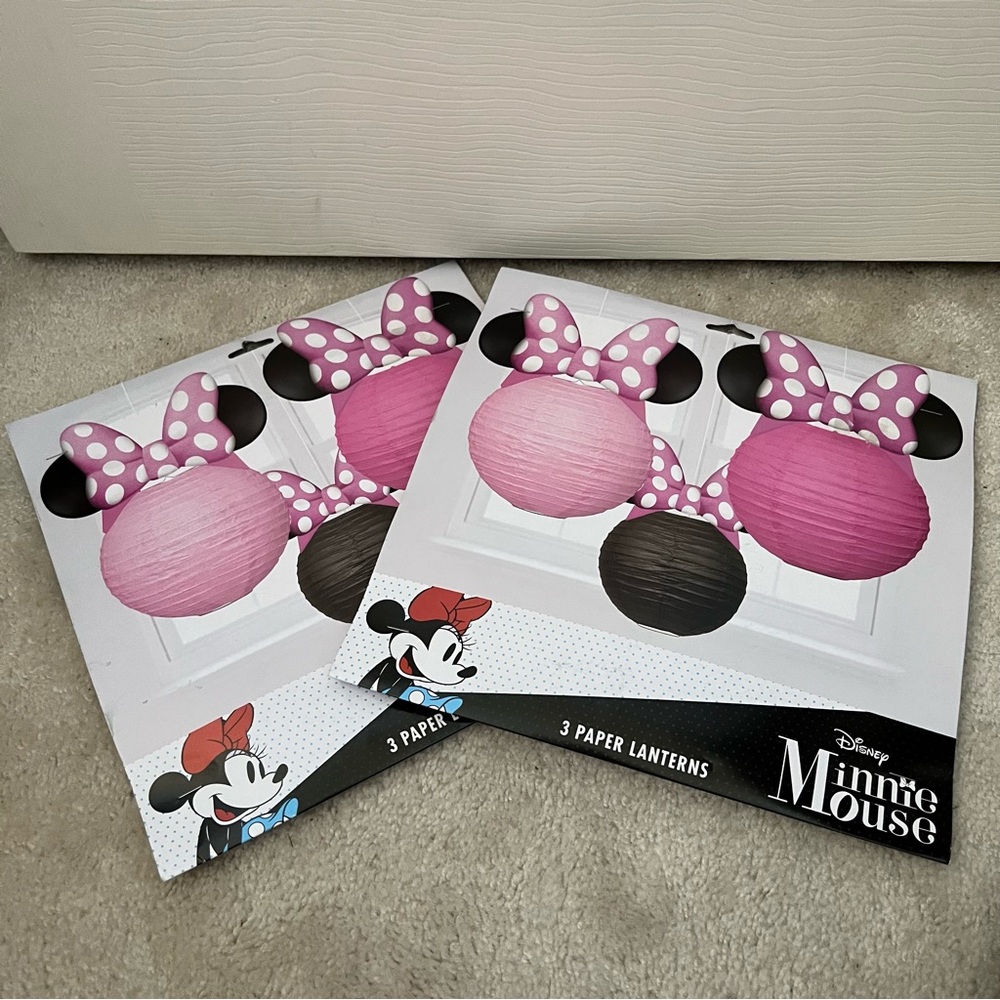 Minnie Mouse paper lantern 3 pice set, 2 sets.